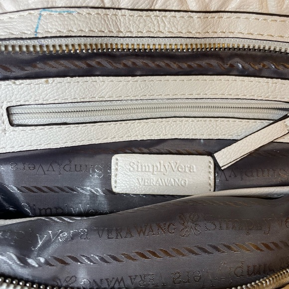 Simply Vera by Vera Wang White Shoulder Bag - Picture 5 of 5